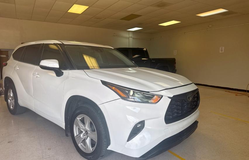 Aukcja sprzedaży 2023 Toyota Highlander L, vin: 5TDKDRBH1PS005722, numer aukcji: 71220115