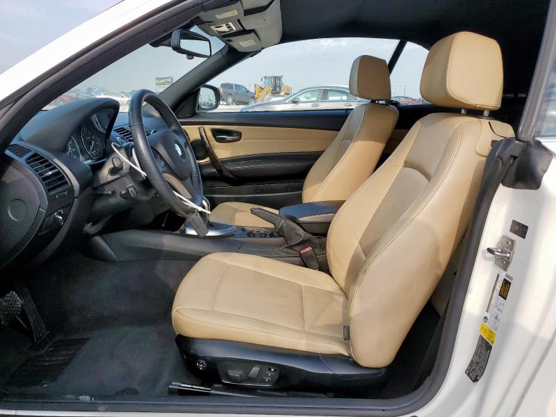 70315635 :رقم المزاد ، WBAUN7C59BVM25500 vin ، 2011 Bmw 135 I مزاد بيع