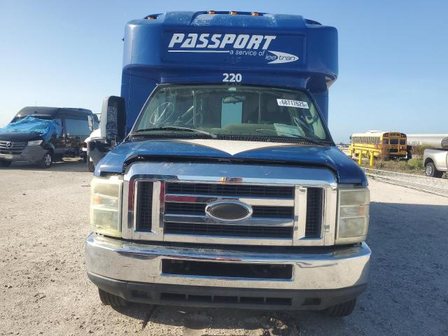 68717625 :رقم المزاد ، 1FDFE4FS8GDC33263 vin ، 2016 Ford Econoline مزاد بيع