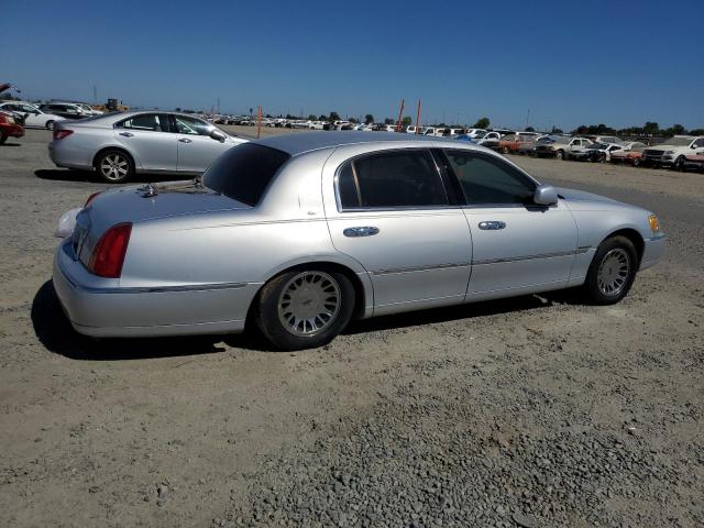 Продаж на аукціоні авто 2002 Lincoln Town Car, vin: 1LNHM83W92Y609433, номер лоту: 69147145