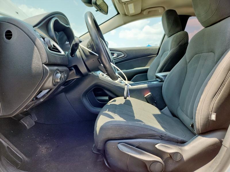 70809135 :رقم المزاد ، 1C3CCCAB0GN108044 vin ، 2016 Chrysler 200 مزاد بيع