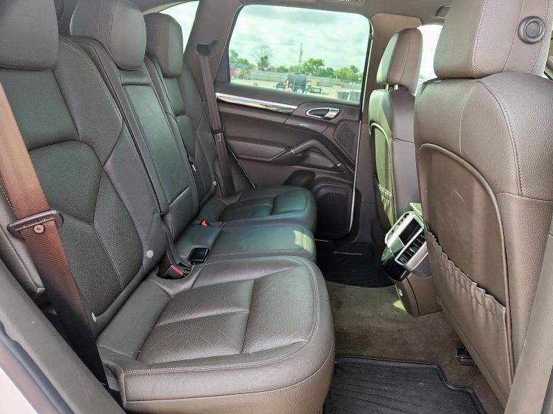 68127695 :رقم المزاد ، WP1AE2A24GLA64521 vin ، 2016 Porsche Cayenne Se مزاد بيع
