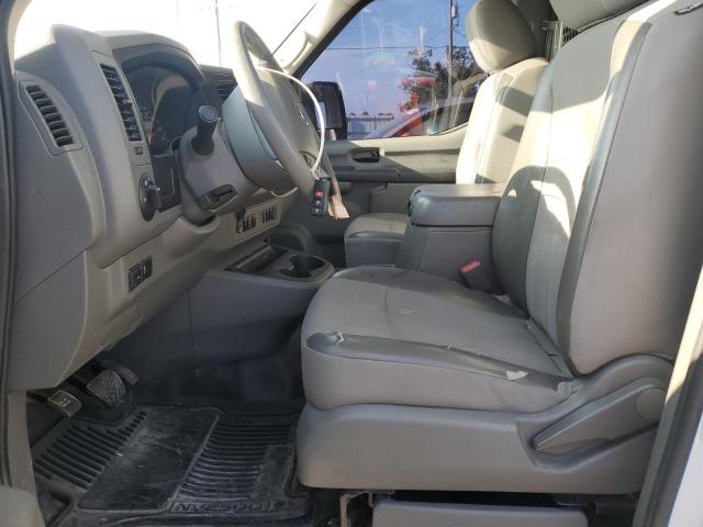 67224085 :رقم المزاد ، 1N6BF0KY5GN813323 vin ، 2016 Niss Nv 2500 Sv Standard مزاد بيع