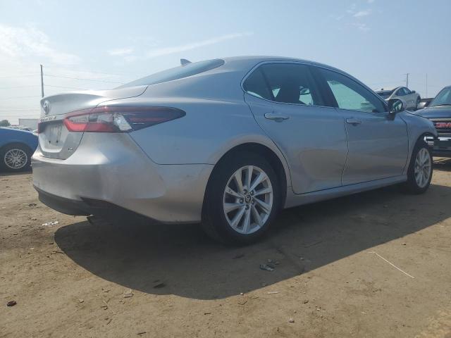 67276035 :رقم المزاد ، 4T1R11AKXNU684707 vin ، 2022 Toyota Camry مزاد بيع