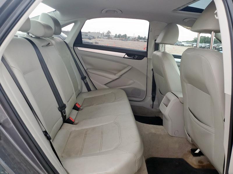 68614255 :رقم المزاد ، 1VWBH7A3XCC056515 vin ، 2012 Volkswagen Passat مزاد بيع