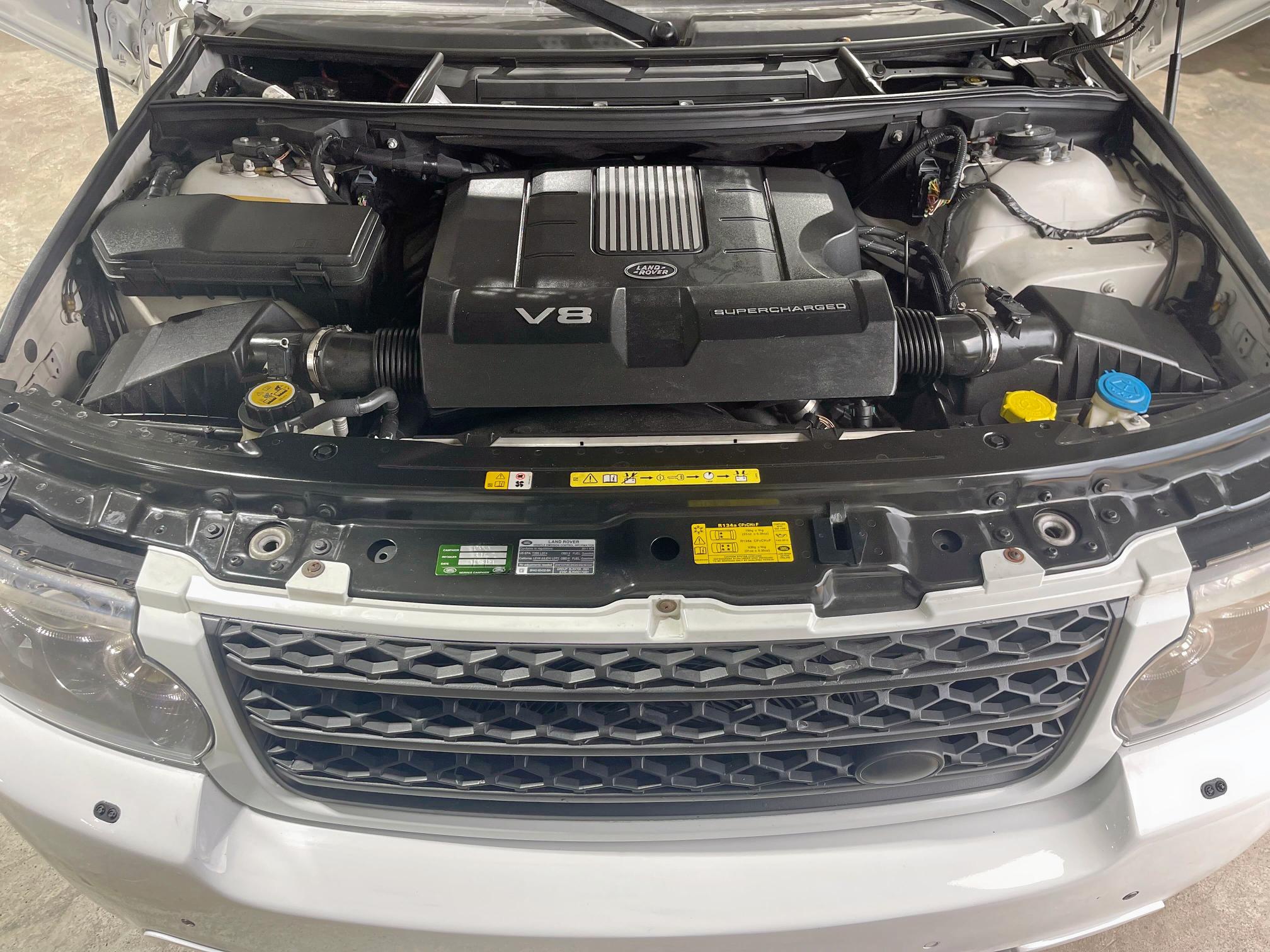 68226495 :رقم المزاد ، SALMF1E46BA357805 vin ، 2011 Land Rover Range Rove مزاد بيع