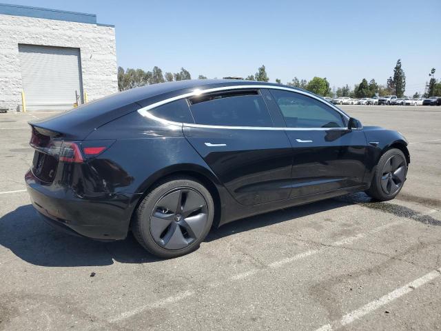 68919545 :رقم المزاد ، 5YJ3E1EA7KF305795 vin ، 2019 Tesla Model 3 مزاد بيع