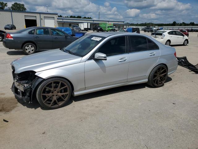 2013 Mercedes-benz C 300 4mat მანქანა იყიდება აუქციონზე, vin: WDDGF8AB2DR287585, აუქციონის ნომერი: 68963615