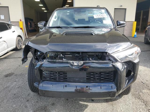 Продажа на аукционе авто 2024 Toyota 4runner Sr, vin: JTEPU5JR7R6226068, номер лота: 69454245