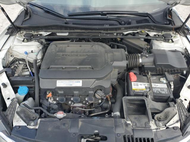69622145 :رقم المزاد ، 1HGCR3F88FA014623 vin ، 2015 Honda Accord مزاد بيع