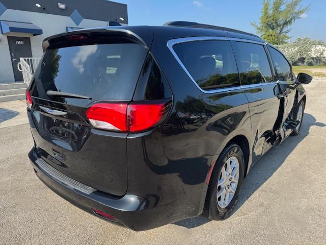 Продаж на аукціоні авто 2020 Chrysler Voyager Lxi, vin: 2C4RC1DG7LR163251, номер лоту: 70291115