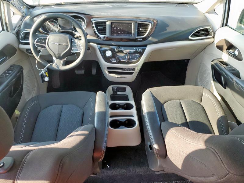 45599496 :رقم المزاد ، 2C4RC1CGXNR203889 vin ، 2022 Chrysler Voyager مزاد بيع
