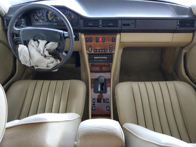 1988 Mercedes-benz 300 მანქანა იყიდება აუქციონზე, vin: WDBEA30D7JA695434, აუქციონის ნომერი: 70529275