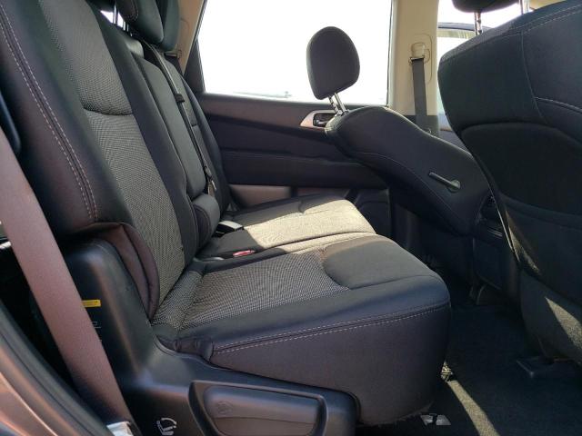 Продажа на аукционе авто 2017 Nissan Pathfinder, vin: 5N1DR2MM5HC614967, номер лота: 70375795