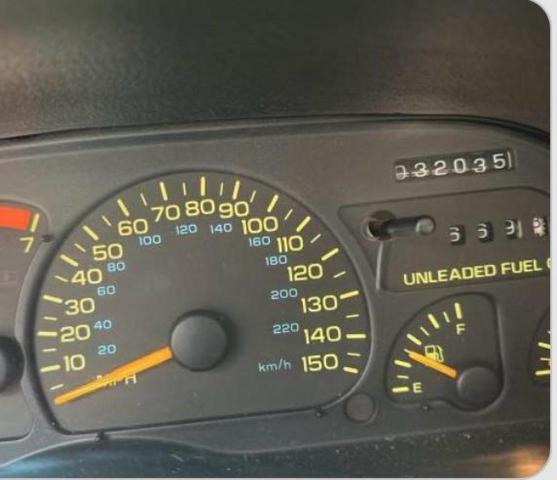 1993 Chevrolet Camaro Z28 მანქანა იყიდება აუქციონზე, vin: 2G1FP22P3P2106343, აუქციონის ნომერი: 69365945