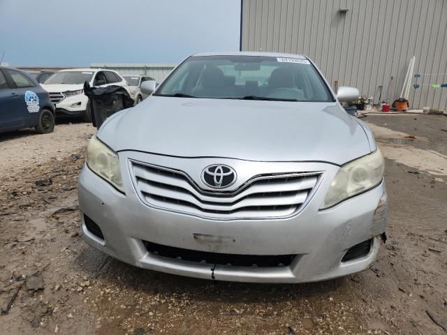 69193635 :رقم المزاد ، 4T4BF3EK2BR142740 vin ، 2011 Toyota Camry مزاد بيع