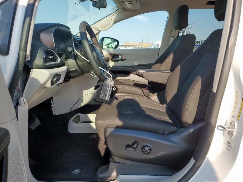 45599496 :رقم المزاد ، 2C4RC1CGXNR203889 vin ، 2022 Chrysler Voyager مزاد بيع