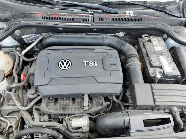 69744775 :رقم المزاد ، 3VW4T7AJ8HM327373 vin ، 2017 Volkswagen Jetta Gli مزاد بيع