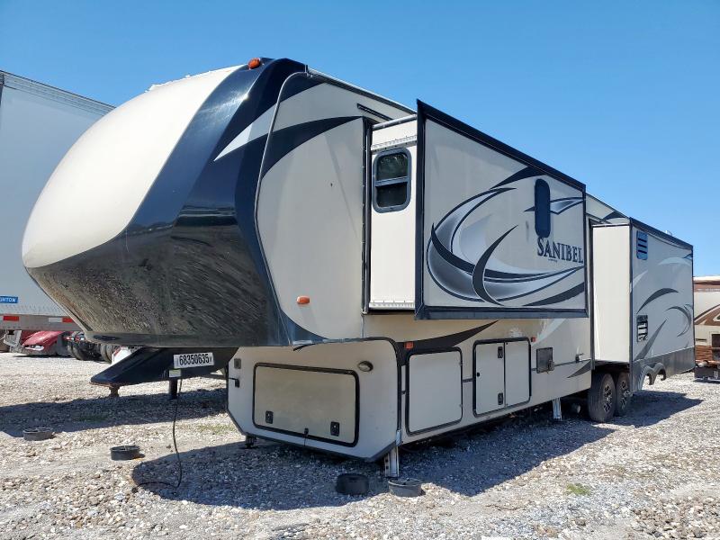 68350635 :رقم المزاد ، 5ZT3SN2B5KG703198 vin ، 2019 Sani Trailer مزاد بيع
