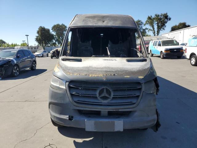 68932675 :رقم المزاد ، WD4PF1CD8KP141433 vin ، 2019 Mercedes-benz Sprinter 2500/3500 مزاد بيع