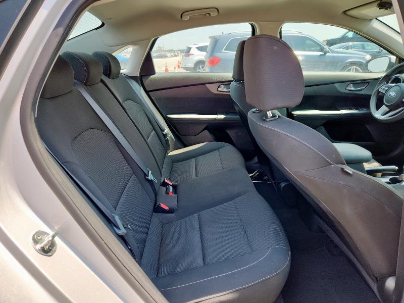 2020 Kia Forte მანქანა იყიდება აუქციონზე, vin: 3KPF24AD5LE186739, აუქციონის ნომერი: 70536415