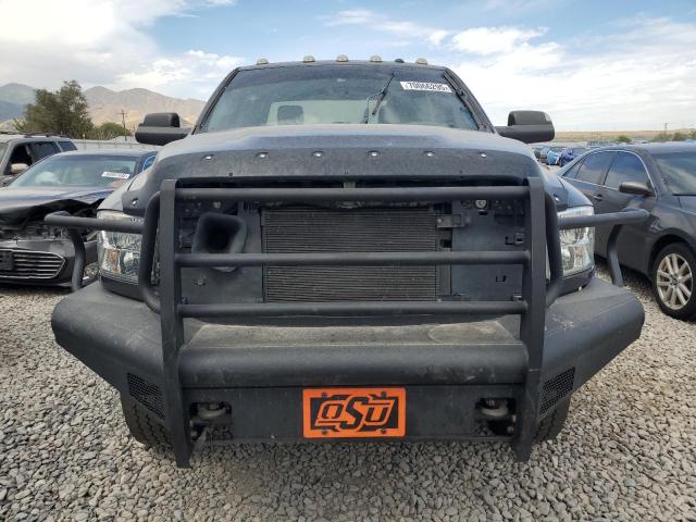 70066295 :رقم المزاد ، 3C6UR5HL3JG273327 vin ، 2018 Ram 2500 St مزاد بيع