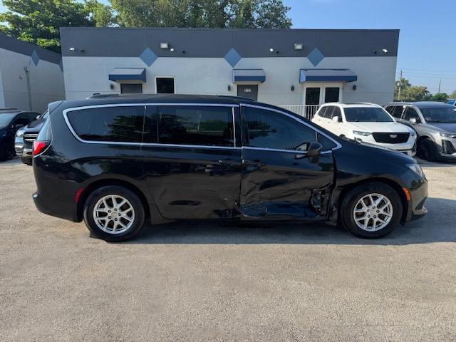 Продаж на аукціоні авто 2020 Chrysler Voyager Lxi, vin: 2C4RC1DG7LR163251, номер лоту: 70291115