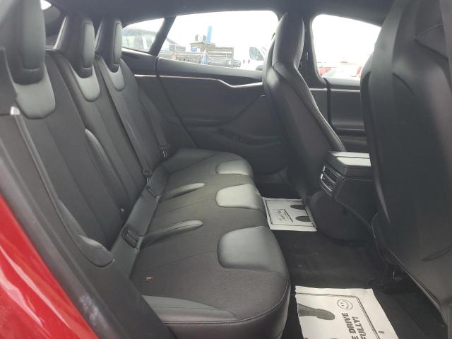 71014225 :رقم المزاد ، 5YJSA1E18FF118157 vin ، 2015 Tesla Model S مزاد بيع