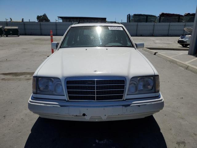 69465455 :رقم المزاد ، WDBEA92E2SF296279 vin ، 1995 Mercedes-benz E 320 مزاد بيع