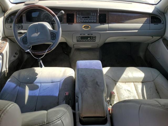 Продаж на аукціоні авто 2002 Lincoln Town Car, vin: 1LNHM83W92Y609433, номер лоту: 69147145