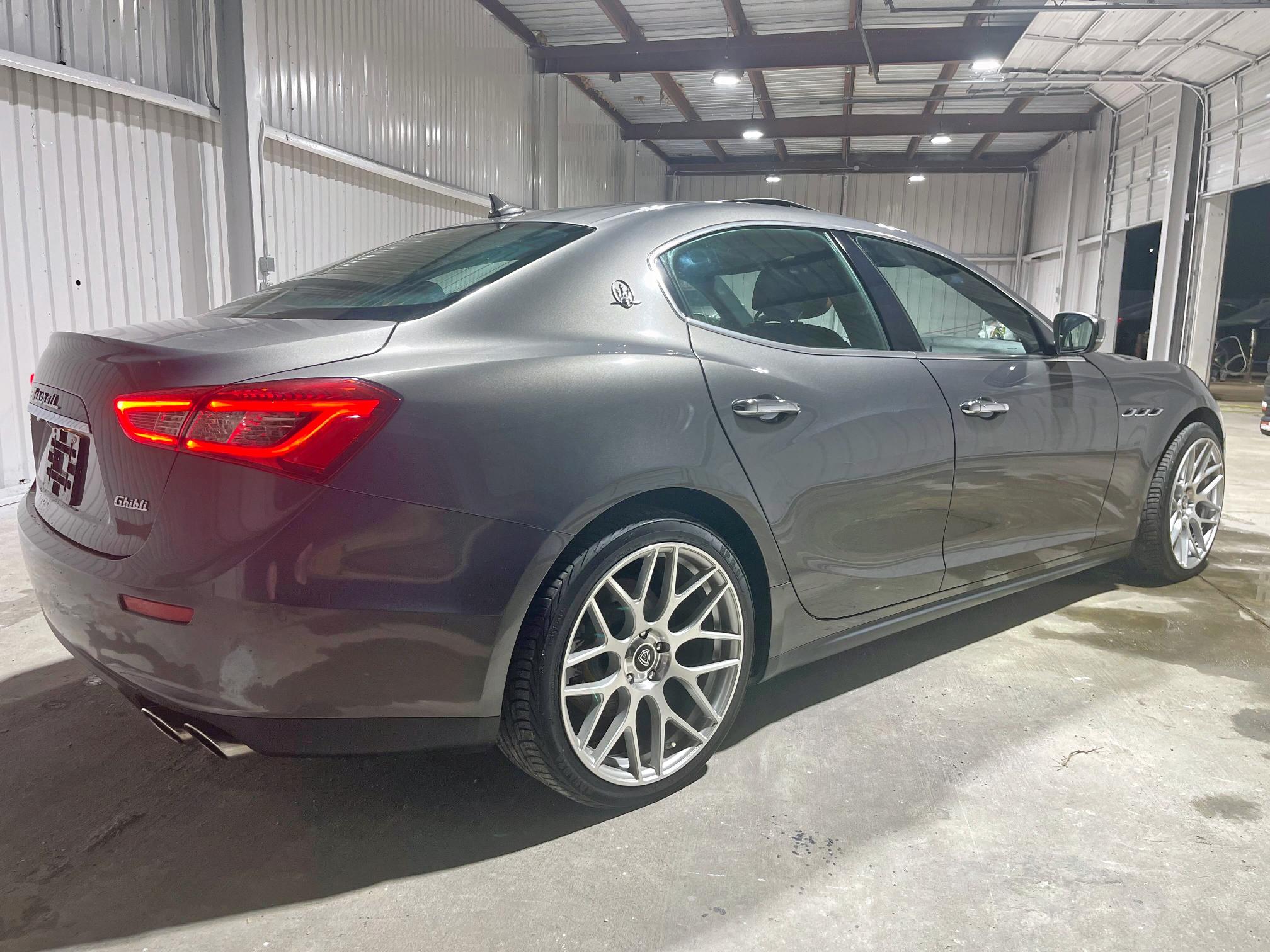 2017 Maserati Ghibli მანქანა იყიდება აუქციონზე, vin: ZAM57XSA9H1206127, აუქციონის ნომერი: 68227365