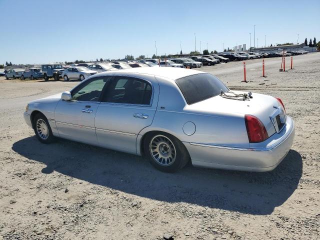 Продаж на аукціоні авто 2002 Lincoln Town Car, vin: 1LNHM83W92Y609433, номер лоту: 69147145