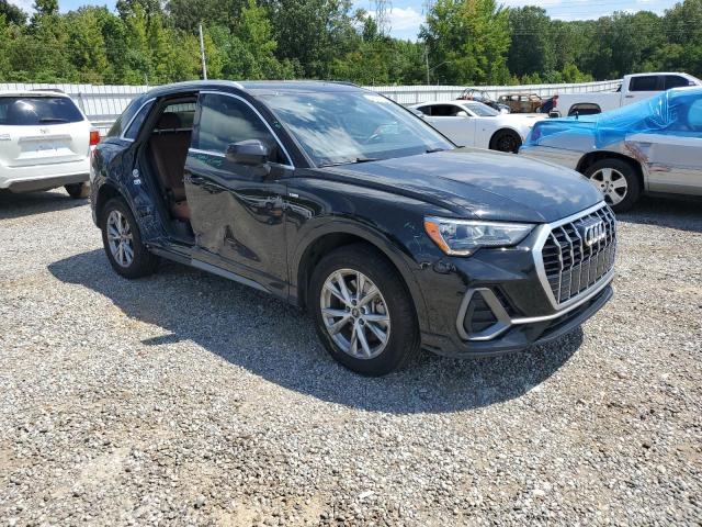69632675 :رقم المزاد ، WA1DECF30M1065818 vin ، 2021 Audi Q3 مزاد بيع