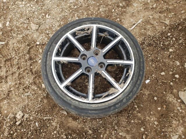 68504875 :رقم المزاد ، 3FADP4EJ3FM171522 vin ، 2015 Ford Fiesta Se مزاد بيع