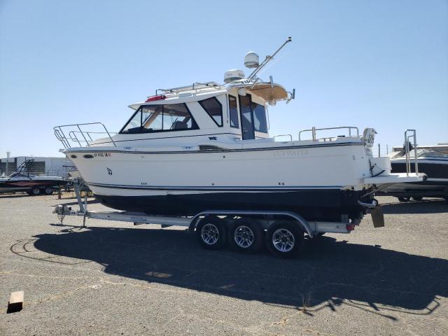 2018 Cutwater Boat მანქანა იყიდება აუქციონზე, vin: FMLC2813J718, აუქციონის ნომერი: 69580035