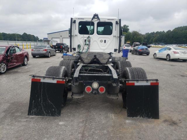 63622425 :رقم المزاد ، 1FUGGEDV0JLHB4053 vin ، 2018 Freightliner Cascadia 1 مزاد بيع