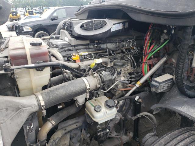 63622425 :رقم المزاد ، 1FUGGEDV0JLHB4053 vin ، 2018 Freightliner Cascadia 1 مزاد بيع