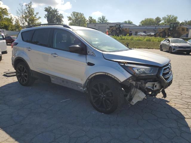 Продажа на аукционе авто 2019 Ford Escape, vin: 1FMCU0GD5KUA59031, номер лота: 70159195