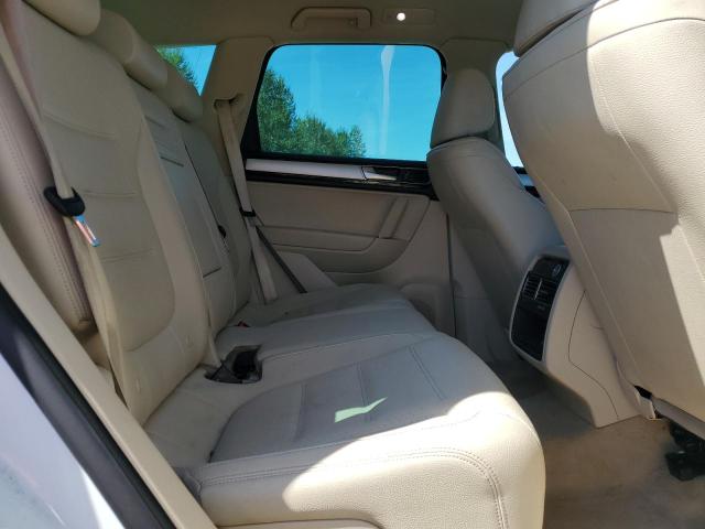 69992985 :رقم المزاد ، WVGEF9BP0FD006784 vin ، 2015 Volkswagen Touareg V6 مزاد بيع