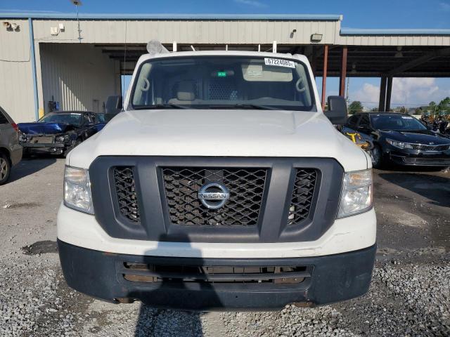 67224085 :رقم المزاد ، 1N6BF0KY5GN813323 vin ، 2016 Niss Nv 2500 Sv Standard مزاد بيع