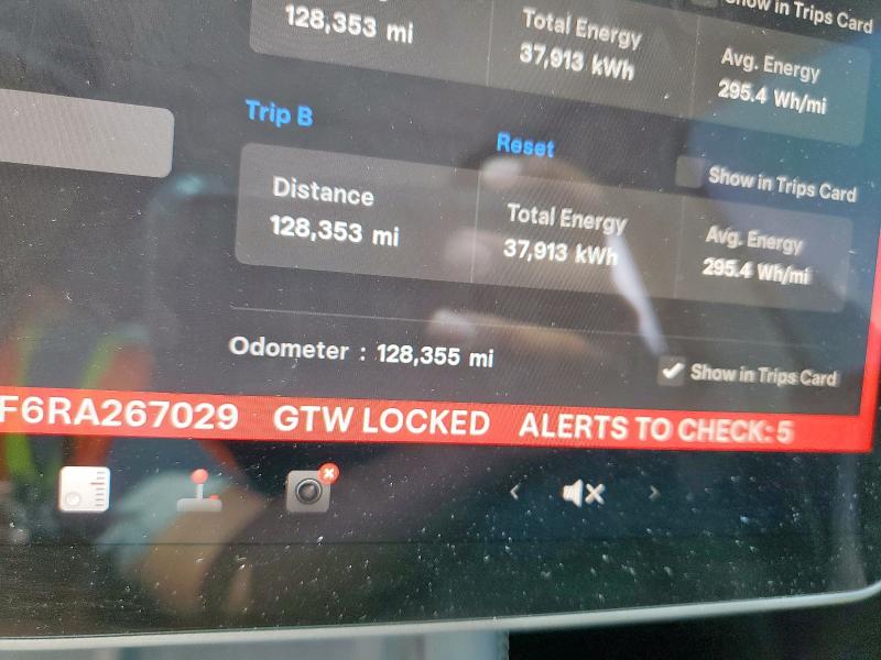 Продаж на аукціоні авто 2024 Tesla Model Y, vin: 7SAYGDEF6RA267029, номер лоту: 70156445
