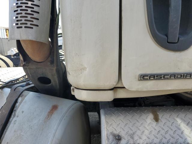 67584335 :رقم المزاد ، 1FUBGDDV4CLBF0494 vin ، 2012 Freightliner Cascadia 1 مزاد بيع