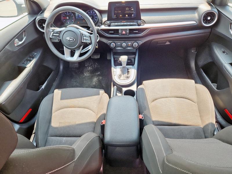 2020 Kia Forte მანქანა იყიდება აუქციონზე, vin: 3KPF24AD5LE186739, აუქციონის ნომერი: 70536415
