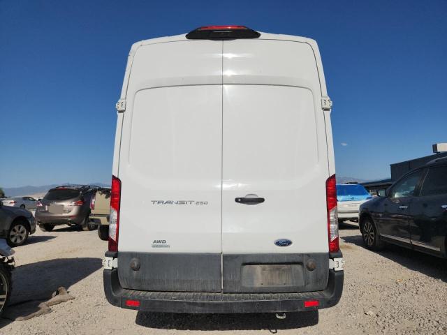 67305445 :رقم المزاد ، 1FTBR3UG5LKB26144 vin ، 2020 Ford Transit مزاد بيع