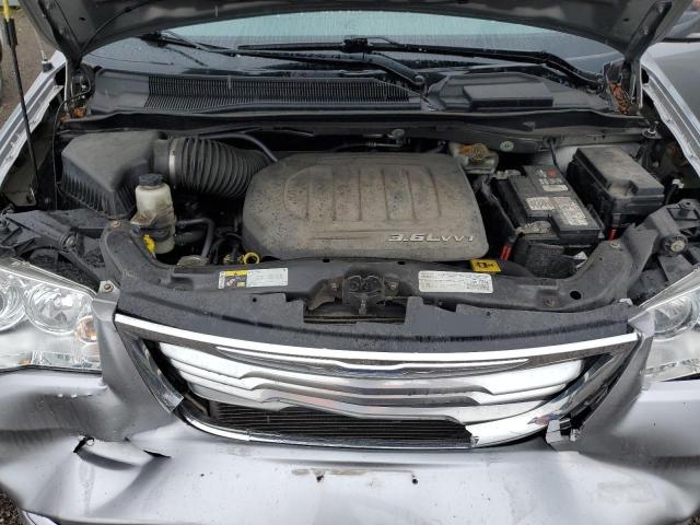 2015 Chrysler Town & Cou მანქანა იყიდება აუქციონზე, vin: 2C4RC1GG6FR738939, აუქციონის ნომერი: 69852495