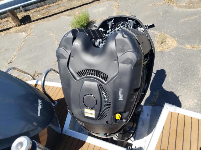 68390085 :رقم المزاد ، ETW84245H213 vin ، 2013 Bennington Marine Boat مزاد بيع