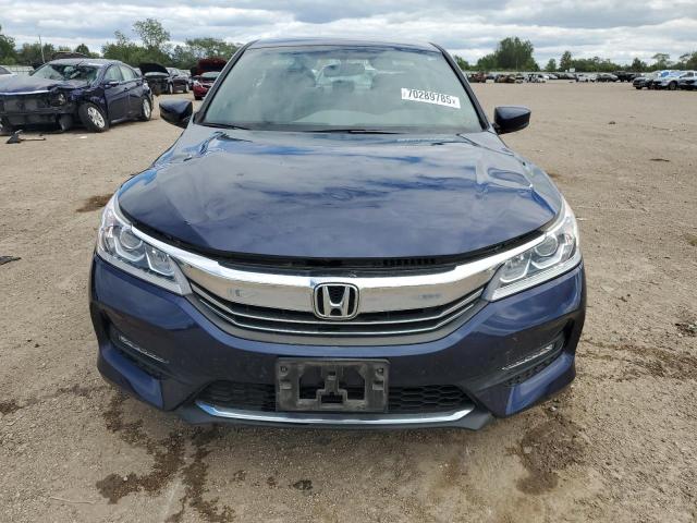Продажа на аукционе авто 2016 Honda Accord Spo, vin: 1HGCR2F54GA180672, номер лота: 70289785