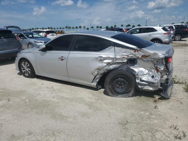 70350075 :رقم المزاد ، 1N4BL4BV8LC168087 vin ، 2020 Nissan Altima S مزاد بيع