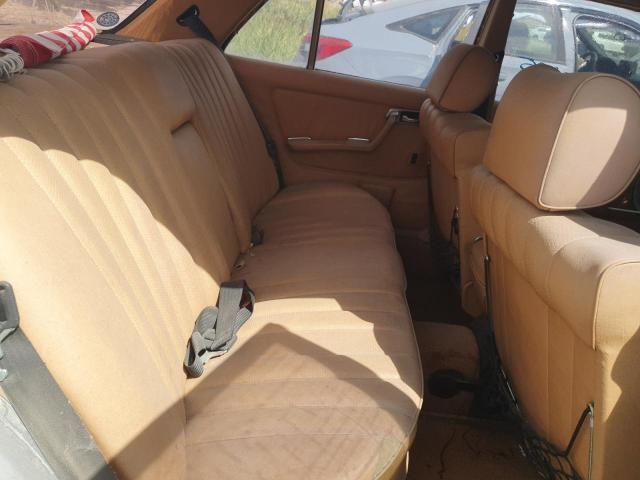 Продажа на аукционе авто 1982 Mercedes-benz 300, vin: WDBAB33A2CB000769, номер лота: 69315885