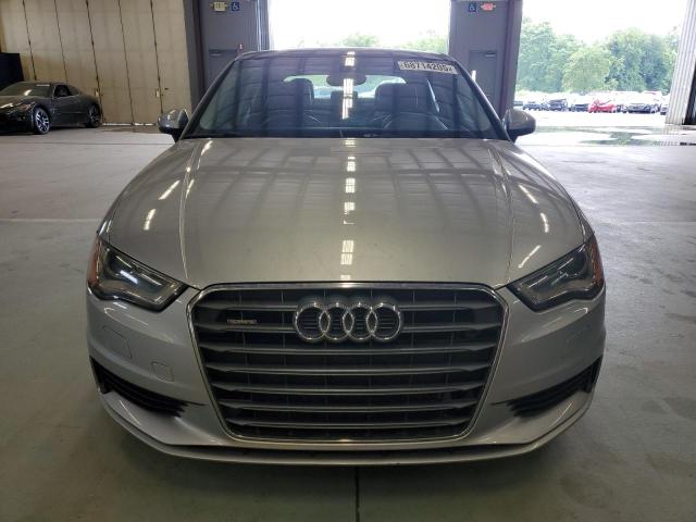 68714205 :رقم المزاد ، WAUEFGFF3F1137426 vin ، 2015 Audi A3 Premium مزاد بيع